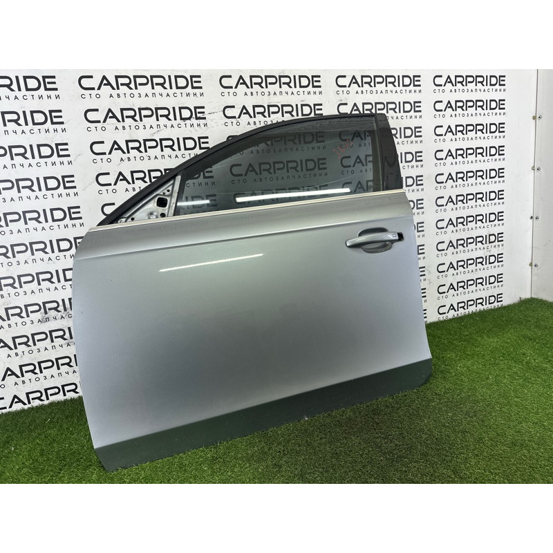 Дверь (наружные элементы кузова) AUDI A4 B8 2010 2.0 CAEB 8K0831051J