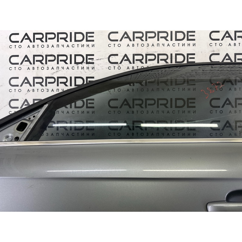 Дверь (наружные элементы кузова) AUDI A4 B8 2010 2.0 CAEB 8K0831051J