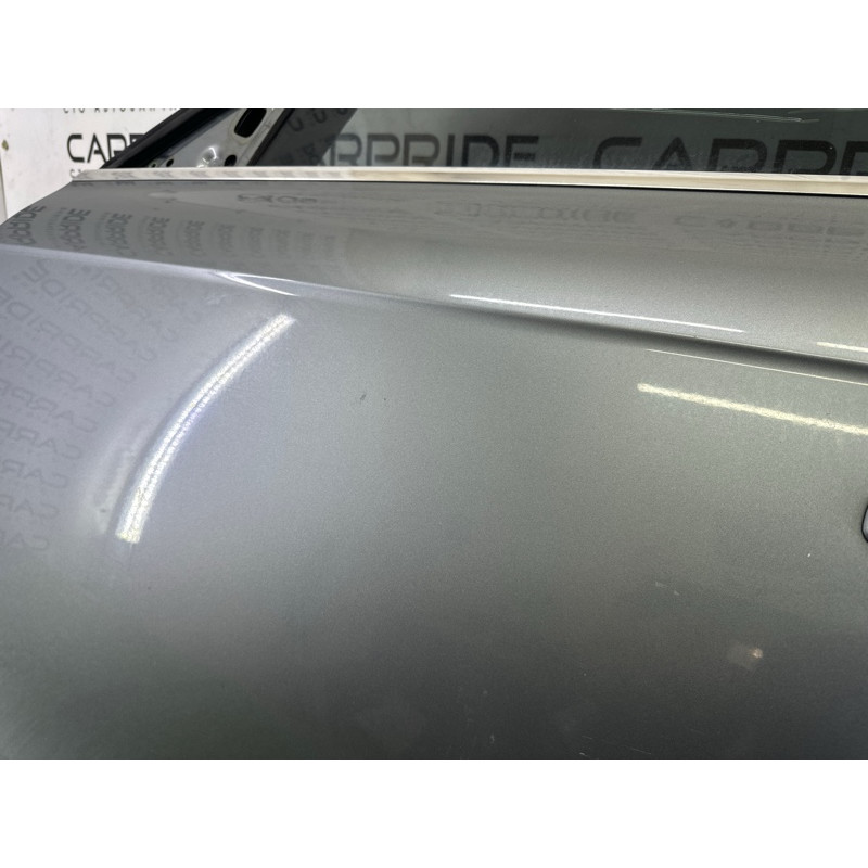 Дверь (наружные элементы кузова) AUDI A4 B8 2010 2.0 CAEB 8K0831051J