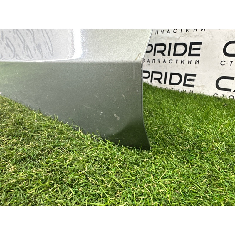 Дверь (наружные элементы кузова) AUDI A4 B8 2010 2.0 CAEB 8K0831051J