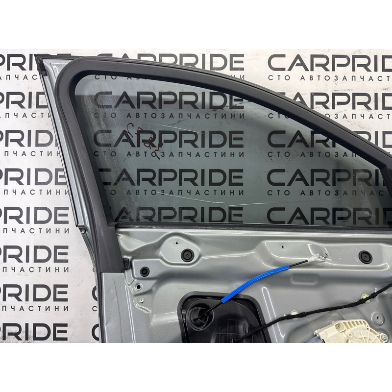 Дверь (наружные элементы кузова) AUDI A4 B8 2010 2.0 CAEB 8K0831051J