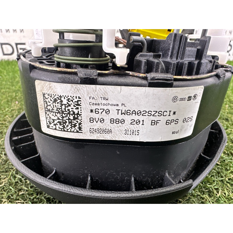 Airbag керма (airbag/безопасность) AUDI A3 8V 2016 1.8 CNSB 8V0880201BF6PS