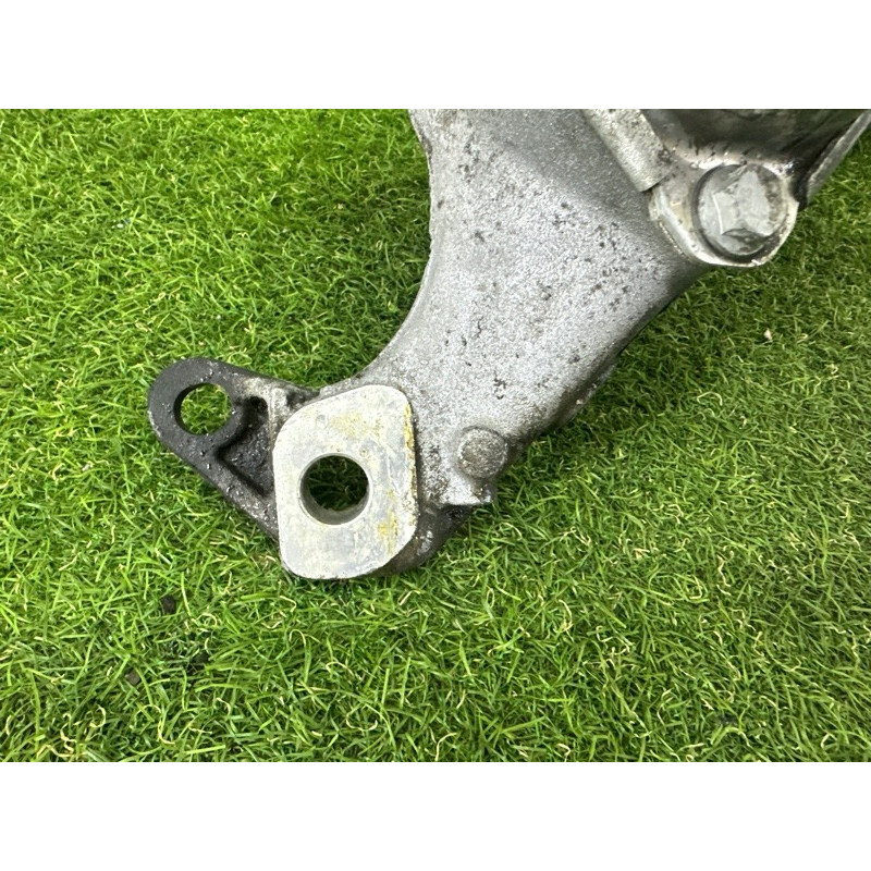 Кронштейн двигателя (кронштейны двигателя) Volkswagen Touareg NF 2012 3.0 Hybrid CGFA 7P0199207