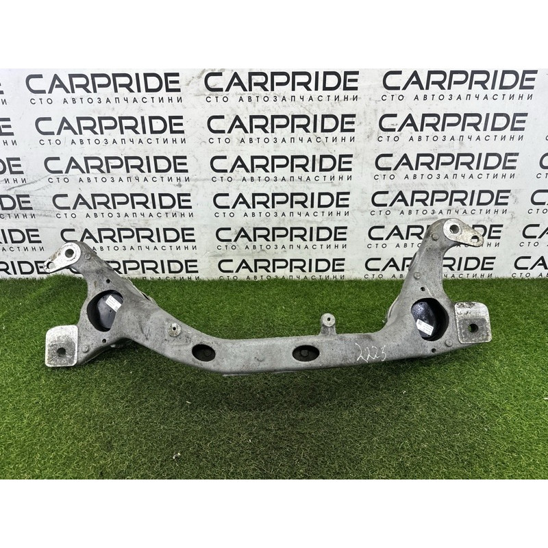 Кронштейн двигателя (кронштейны двигателя) Volkswagen Touareg NF 2012 3.0 Hybrid CGFA 7P0199207