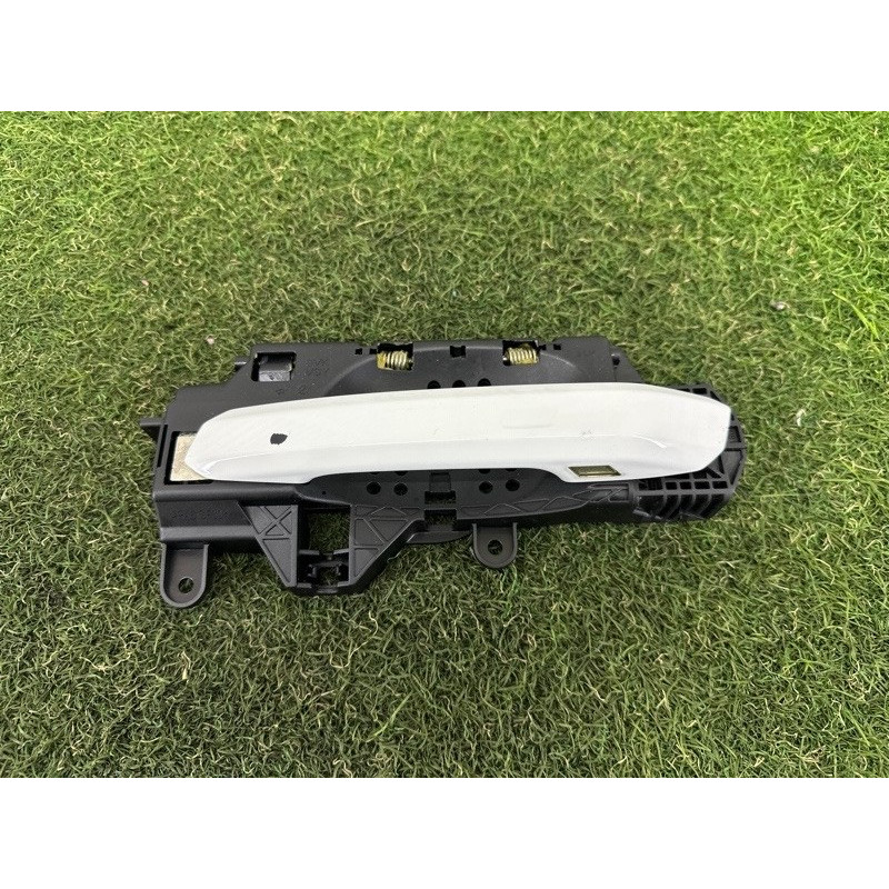 Ручка двери внешняя (кузов и элементы) AUDI A4 B9 2018 2.0 DBPA 8W0837239GRU