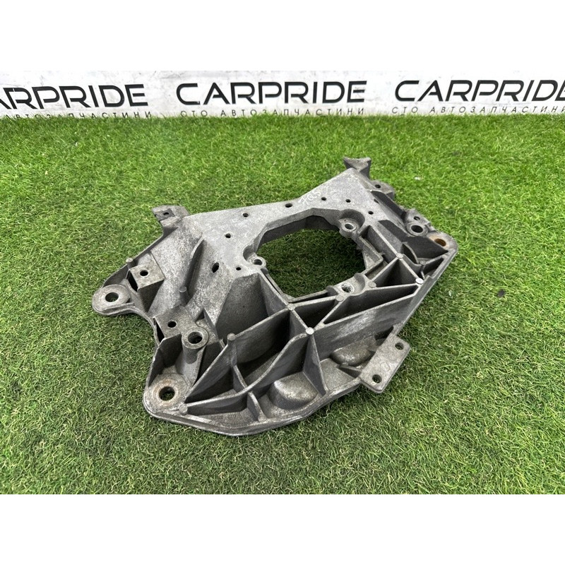 Траверса (трансмиссия) AUDI Q5 8R 2010 3.2 CALB 4H0399263L