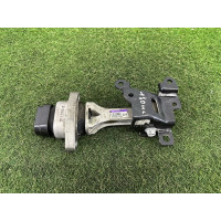 Подушка двигуна