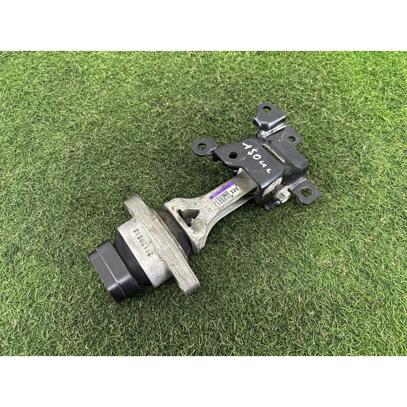 Подушка двигуна (двигатель и элементы) KIA Soul 3 2022 2.0 21950K0250