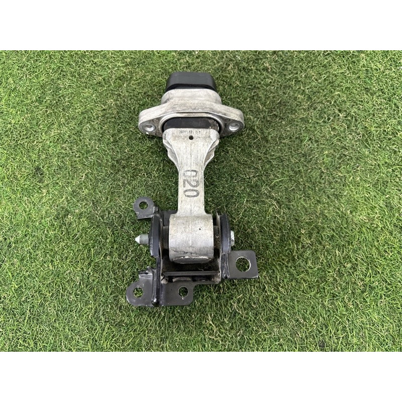 Подушка двигуна (двигатель и элементы) KIA Soul 3 2022 2.0 21950K0250