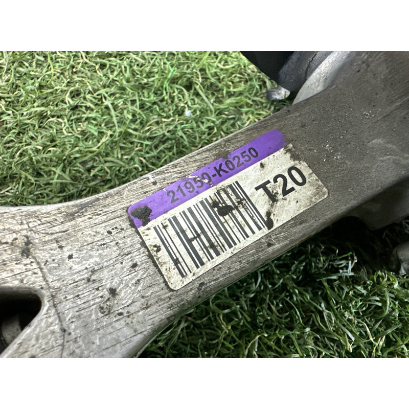 Подушка двигуна (двигатель и элементы) KIA Soul 3 2022 2.0 21950K0250