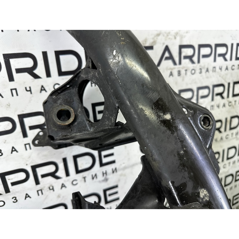 Підрамник (підвіска) BMW 3-series F30 2013 2.0 31106872121