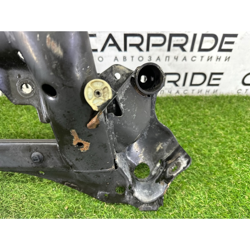 Підрамник (підвіска) BMW 3-series F30 2013 2.0 31106872121