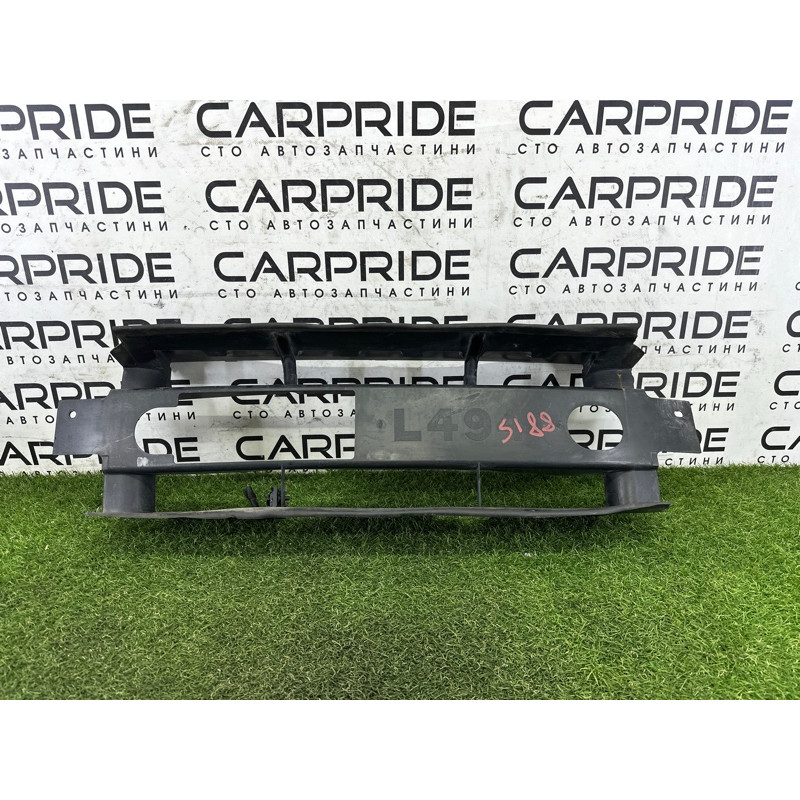 Диффузор радиатора (кузов и элементы) LAND ROVER RANGE ROVER Sport L494 2016 3.0 Diesel LR043739