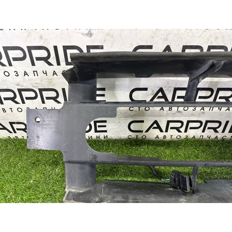 Диффузор радиатора (кузов и элементы) LAND ROVER RANGE ROVER Sport L494 2016 3.0 Diesel LR043739