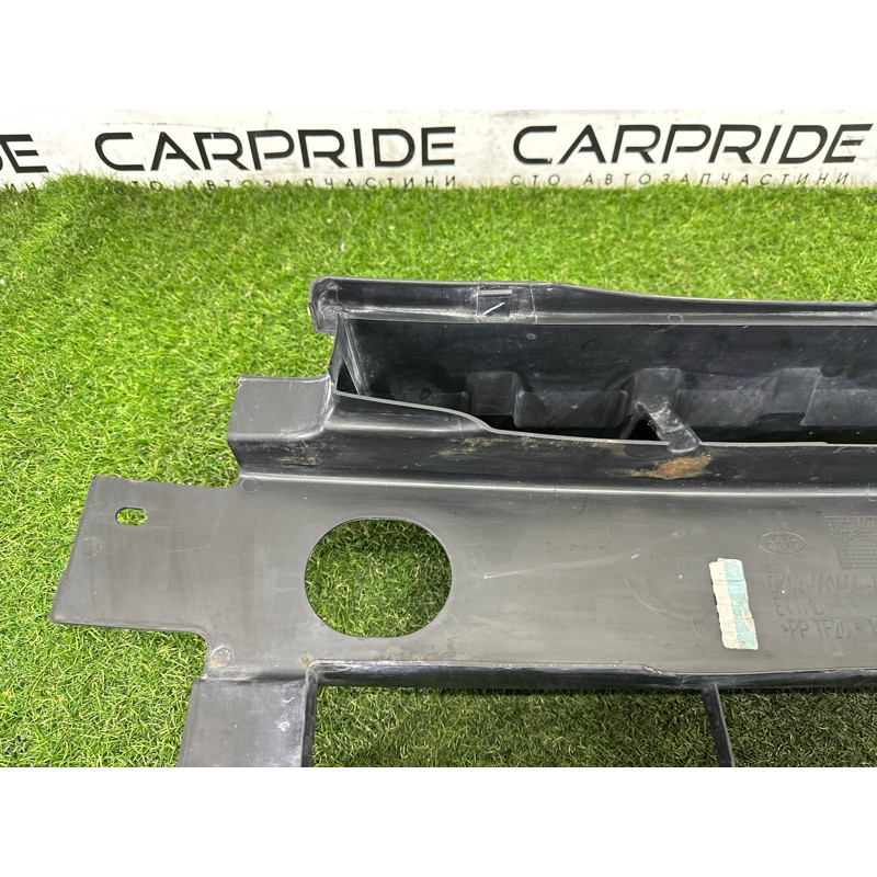 Диффузор радиатора (кузов и элементы) LAND ROVER RANGE ROVER Sport L494 2016 3.0 Diesel LR043739