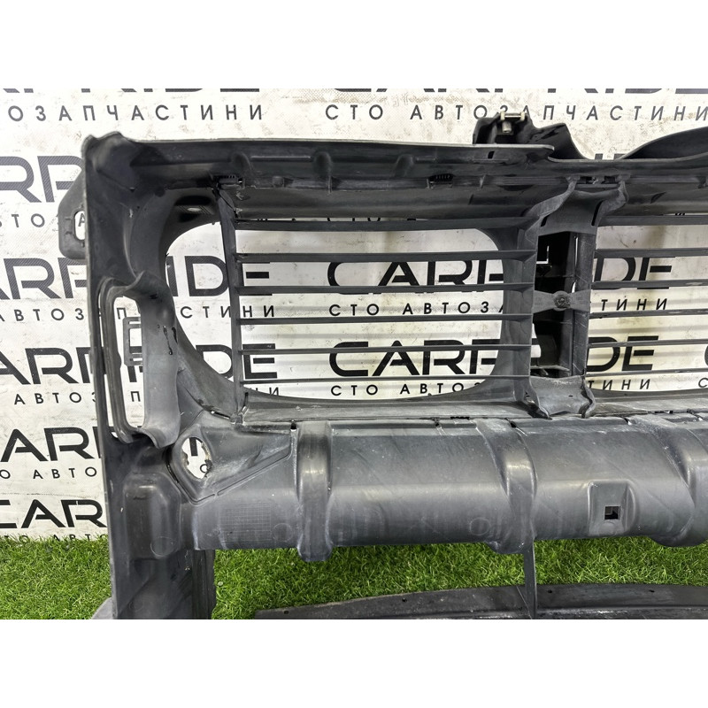 Диффузор радиатора (кузов и элементы) BMW 7-series F01 2011 3.0 N54 51747183854