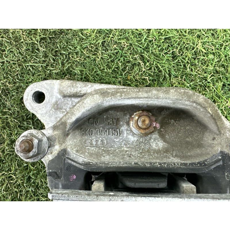 Подушка КПП (трансмиссия) AUDI Q5 8R 2010 3.2 CALB 8K0399151DB