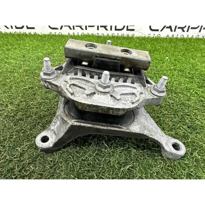 Подушка КПП (трансмиссия) AUDI Q5 FY 2018 2.0 DAYB 8W0399156AQ