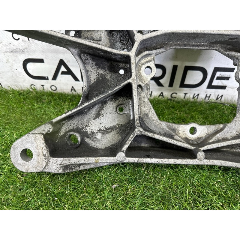 Траверса (трансмиссия) AUDI A4 B8 2010 2.0 CAEB 8K0399263K