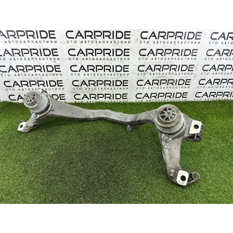 Кронштейн двигателя (кронштейны двигателя) Volkswagen Touareg NF 2012 3.0 TDI 7P0199207