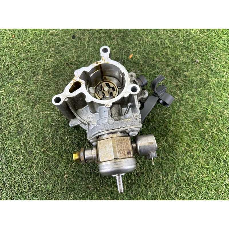 ТНВД (топливная система) AUDI Q5 FY 2018 2.0 DAYB 06K127028F