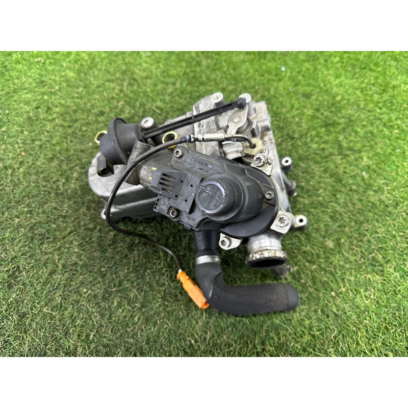 Клапан EGR с радиатором (двигатель и элементы) Volkswagen Touareg NF 2012 3.0 TDI 059131515CE