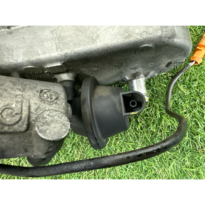 Клапан EGR с радиатором (двигатель и элементы) Volkswagen Touareg NF 2012 3.0 TDI 059131515CE