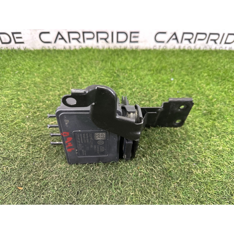 Блок abs (тормозная система) AUDI A3 8V 2016 1.8 CNSB 3Q0614517AA