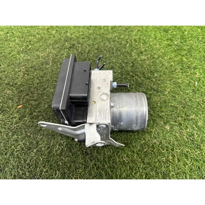 Блок abs (тормозная система) BMW X1 E84 2014 2.0 34516856924