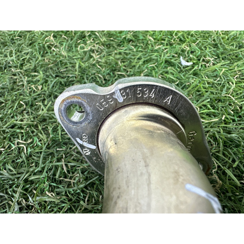 Трубка EGR (двигатель и элементы) Volkswagen Touareg NF 2012 3.0 TDI 059131534A