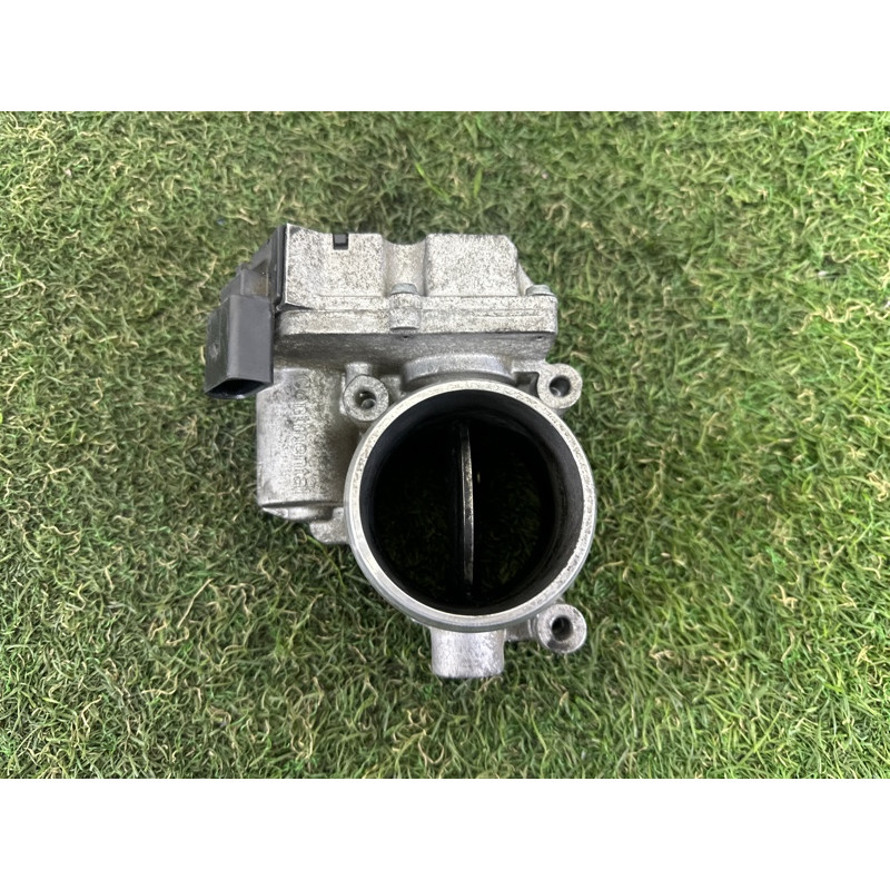 Дроссельная заслонка (электрика двигателя) Volkswagen Touareg NF 2012 3.0 TDI 4E0145950J