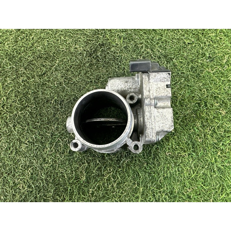 Дроссельная заслонка (электрика двигателя) Volkswagen Touareg NF 2012 3.0 TDI 4E0145950J