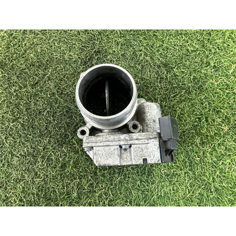 Дроссельная заслонка (электрика двигателя) Volkswagen Touareg NF 2012 3.0 TDI 4E0145950J