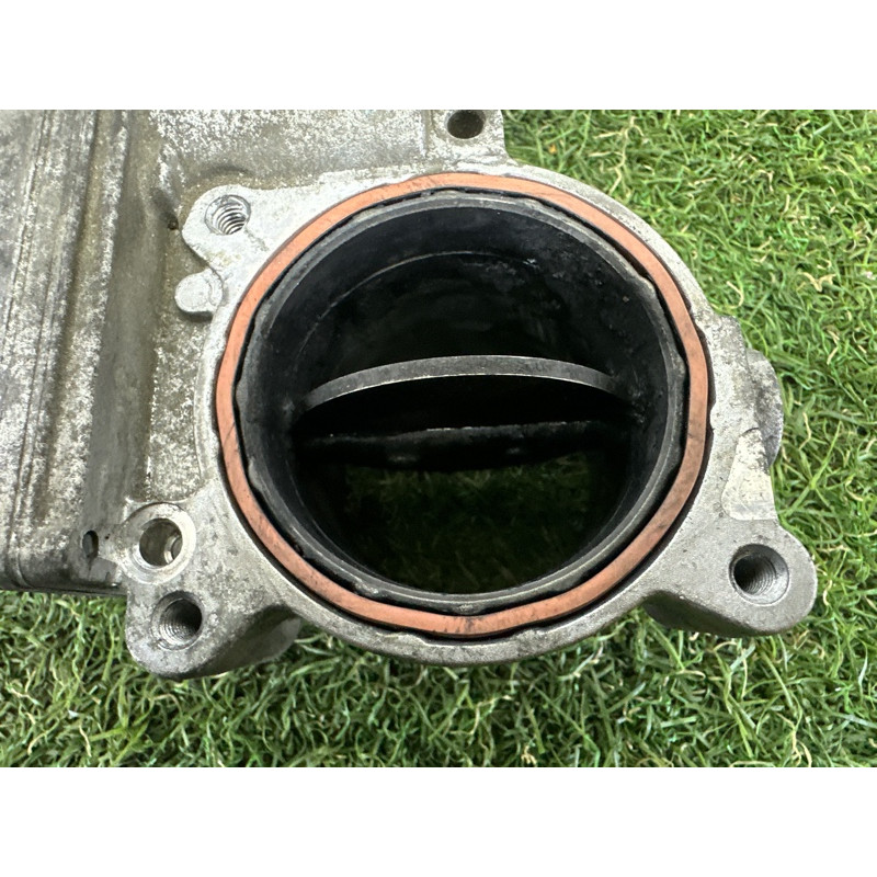 Дроссельная заслонка (электрика двигателя) Volkswagen Touareg NF 2012 3.0 TDI 4E0145950J