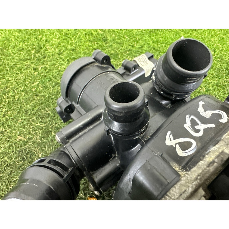 Корпус термостата с помпой (система охлаждения) AUDI Q5 FY 2018 2.0 DAYB 06L121111J