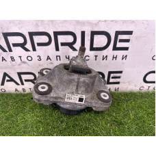 Подушка двигуна