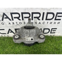 Подушка двигателя