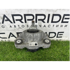 Подушка двигуна