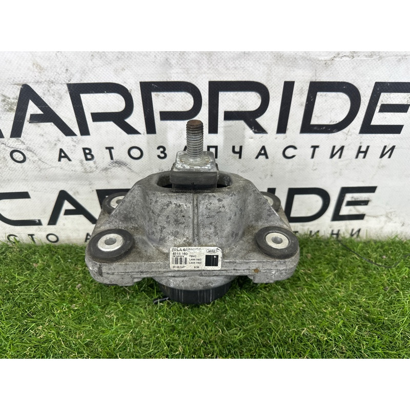 Подушка двигуна (двигатель и элементы) LAND ROVER RANGE ROVER Sport L494 2016 3.0 Diesel LR057632