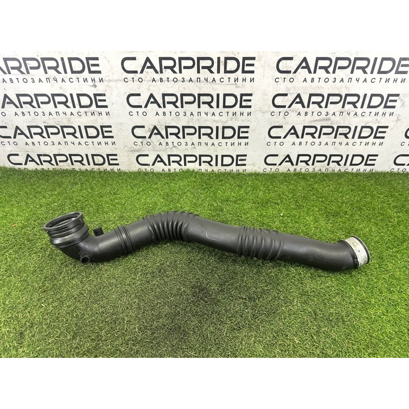 Патрубок интеркулера (двигатель и элементы) BMW X1 E84 2014 2.0 13717607941