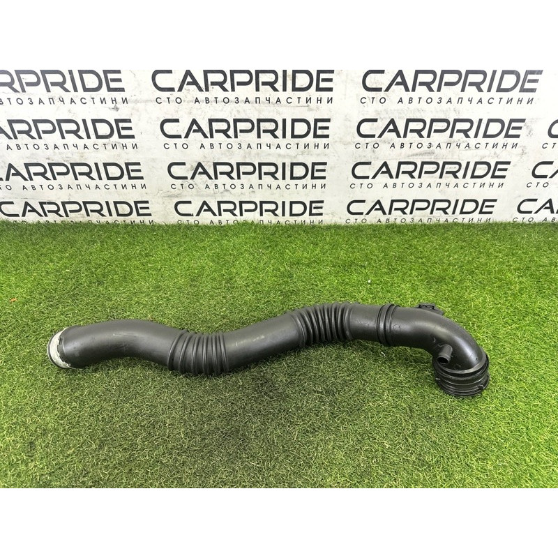 Патрубок интеркулера (двигатель и элементы) BMW X1 E84 2014 2.0 13717607941