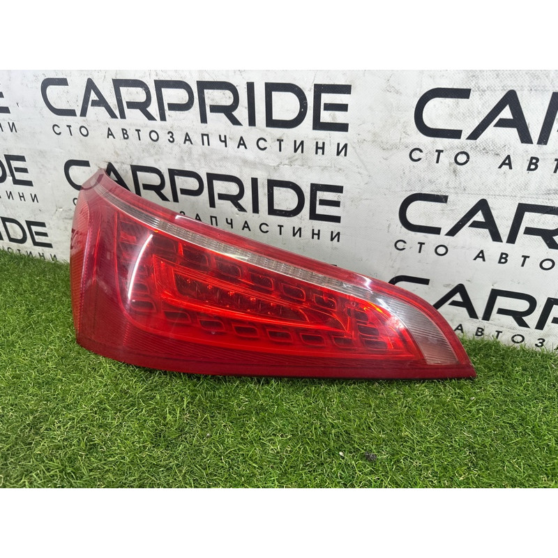 Задний фонарь (оптика) AUDI Q5 8R 2010 3.2 CALB 8R0945093B
