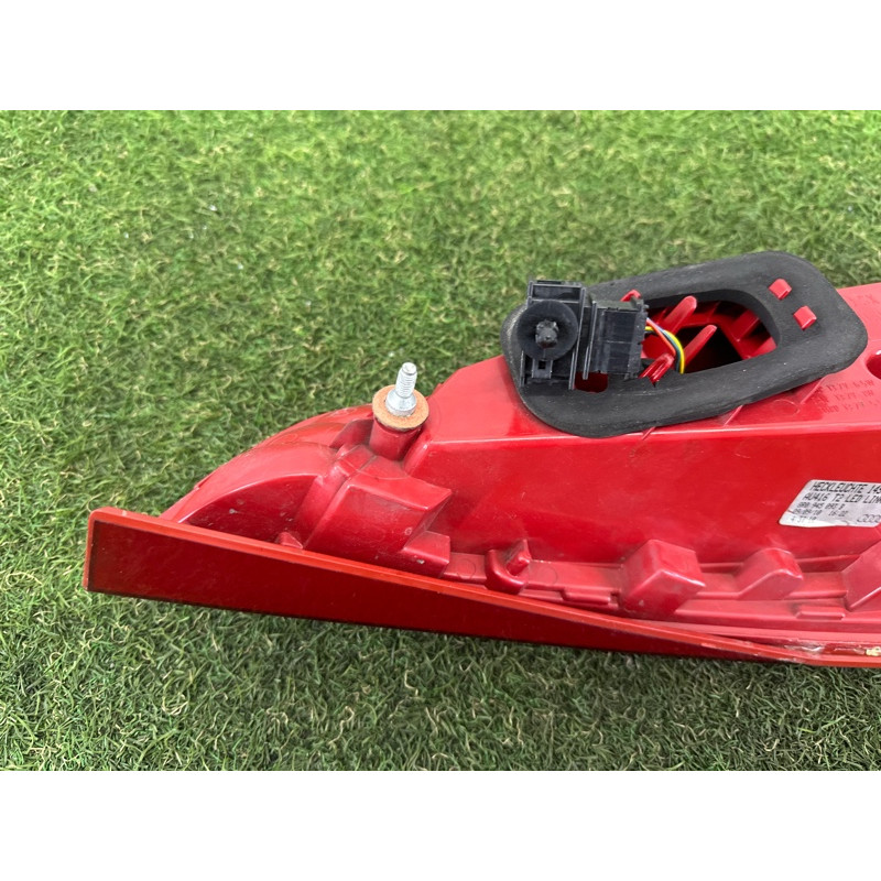 Задний фонарь (оптика) AUDI Q5 8R 2010 3.2 CALB 8R0945093B