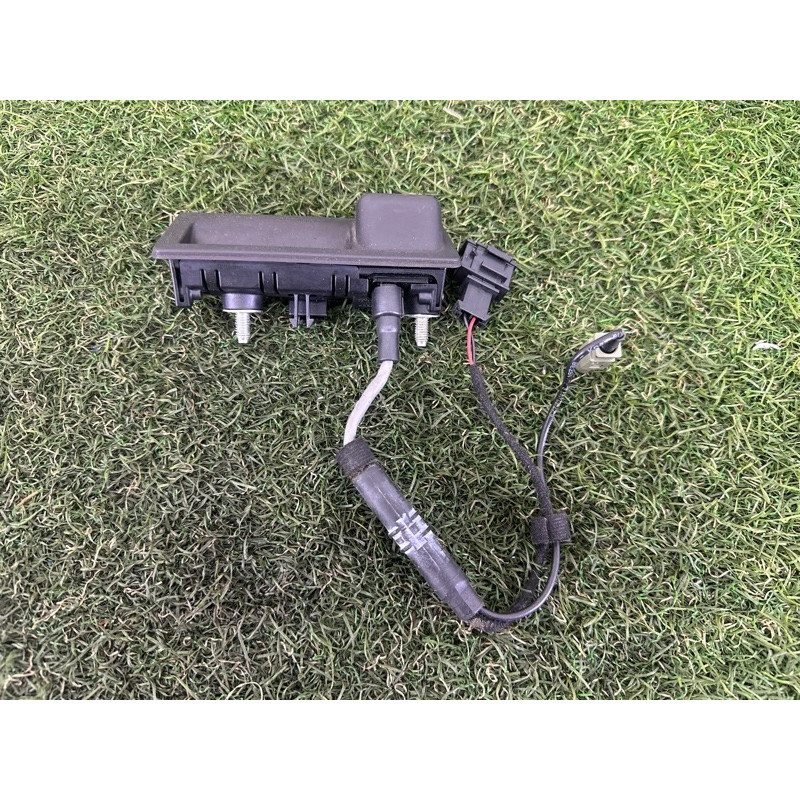 Камера заднего вида (электрика / кнопки) AUDI Q5 8R 2010 3.2 CALB 5N0827566AA