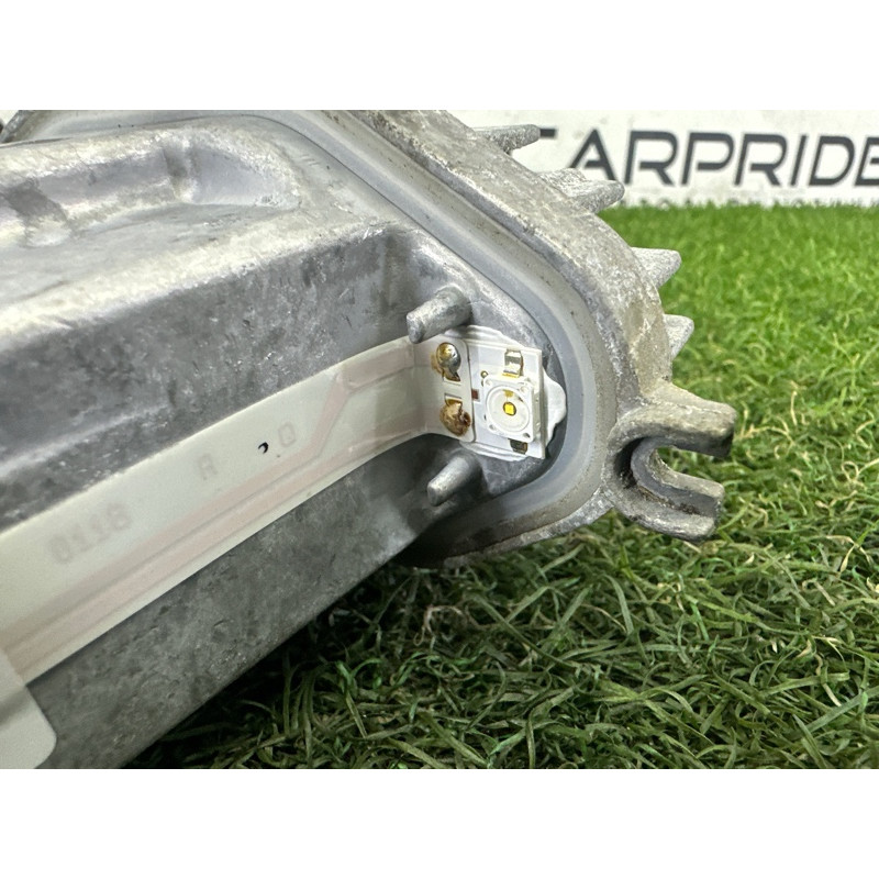 Светодиодный модуль (оптика) BMW 7-series F02 2011 4.4 N63 63117228422