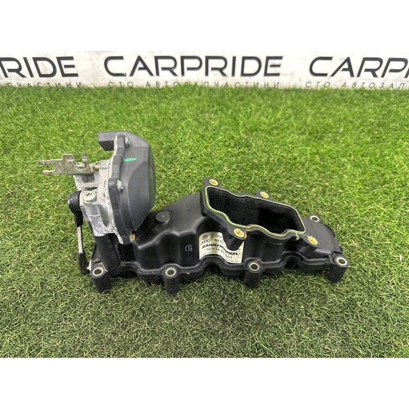 Впускний колектор (подача палива) Volkswagen Touareg NF 2011 3.0 TDI 059129712BK