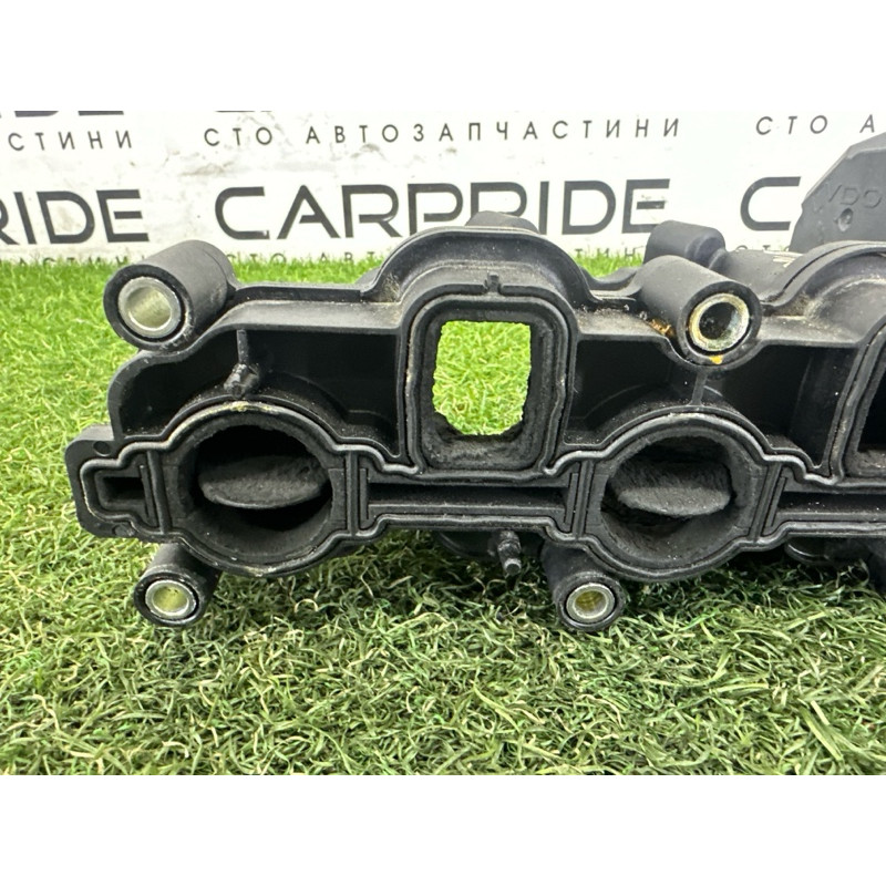 Впускний колектор (подача палива) Volkswagen Touareg NF 2011 3.0 TDI 059129712BK