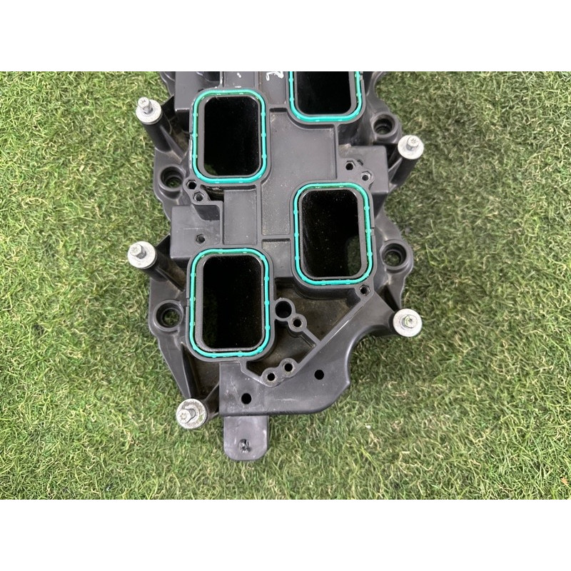 Коллектор впускной (впускная система) Jeep Grand Cherokee WK2 2017 3.6 5281803AA