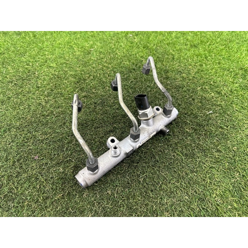 Топливная рампа (топливная система) AUDI Q7 4L 2011 3.0 CATA 059130089AM