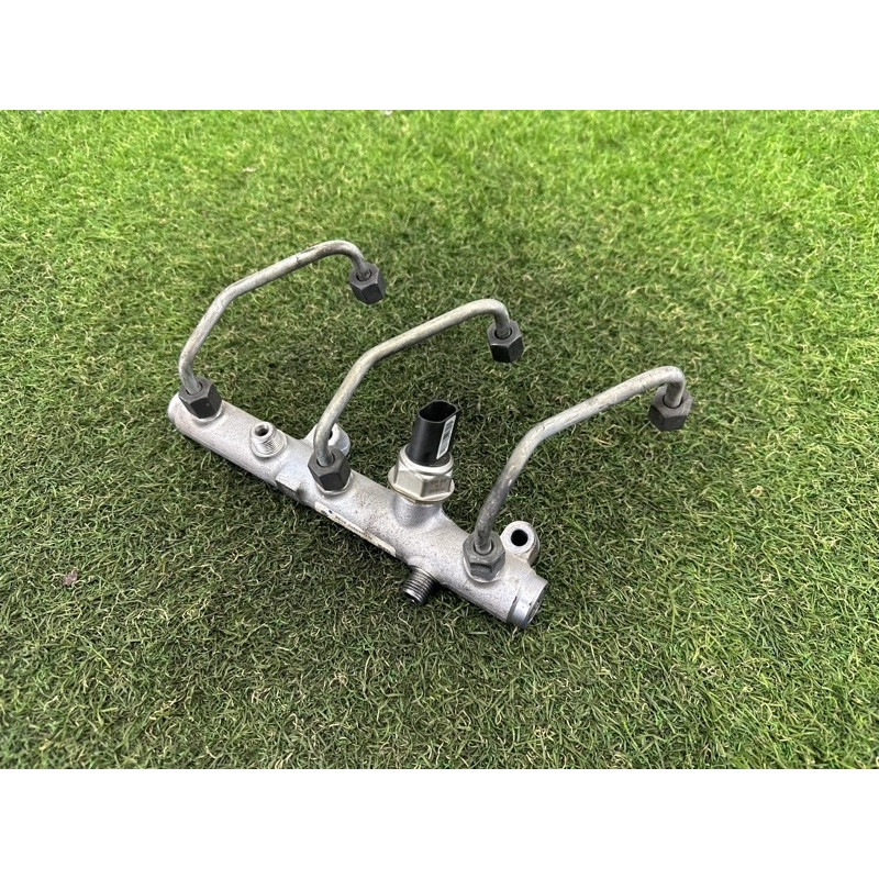 Топливная рампа (топливная система) AUDI Q7 4L 2011 3.0 CATA 059130089AM